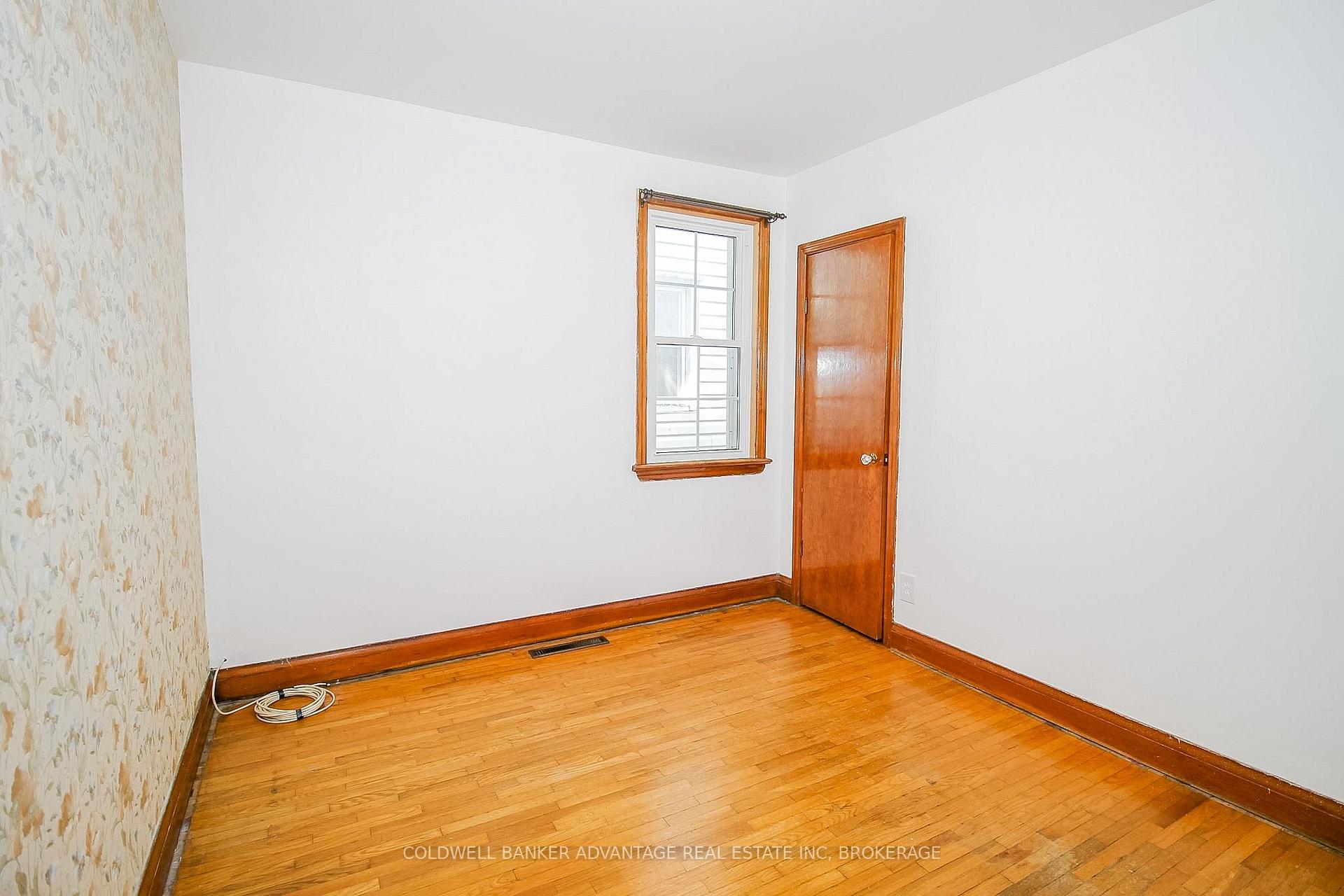 Photo 16 of 28 Marshall Avenue, Welland, Broadway — HOMEH