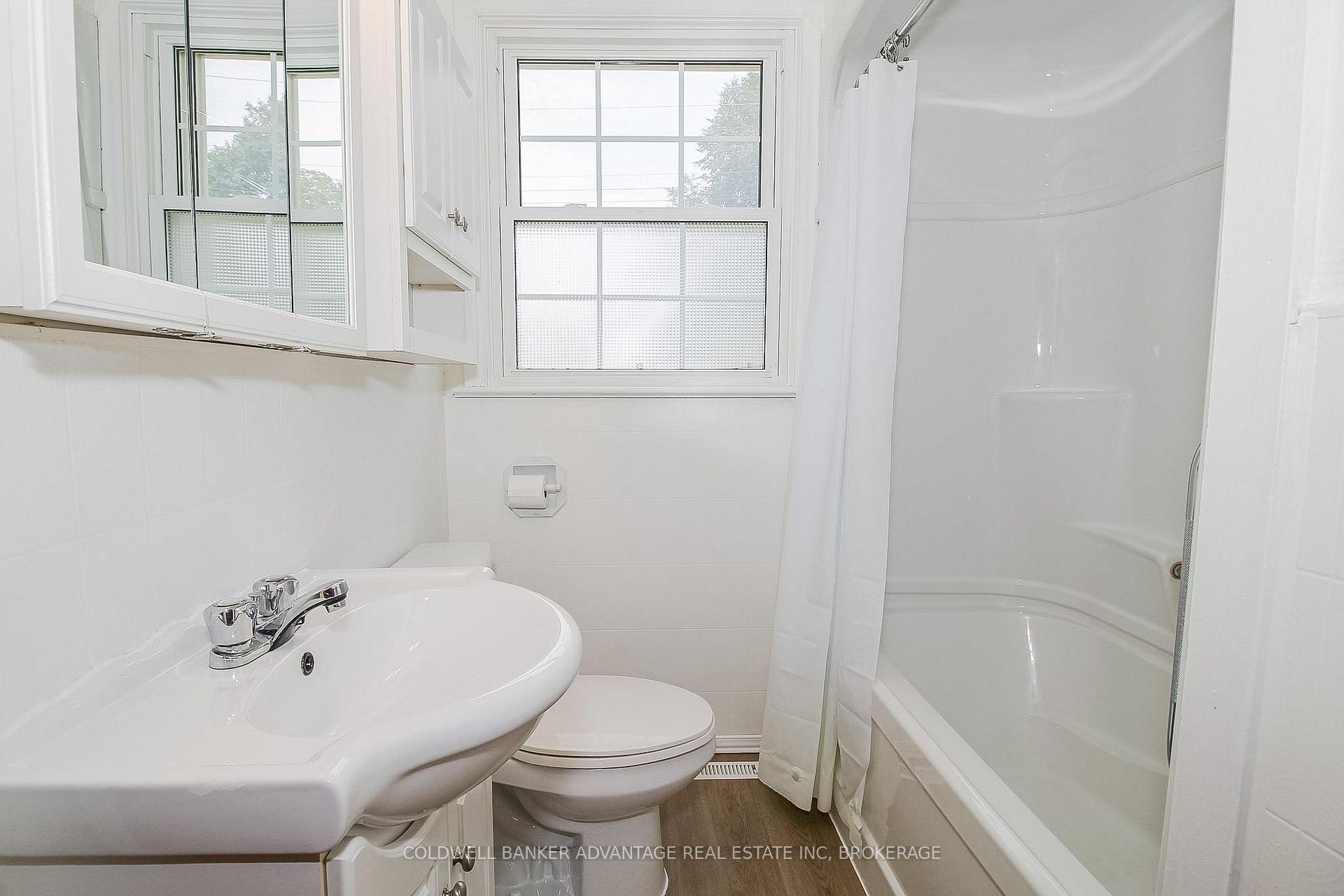 Photo 19 of 28 Marshall Avenue, Welland, Broadway — HOMEH