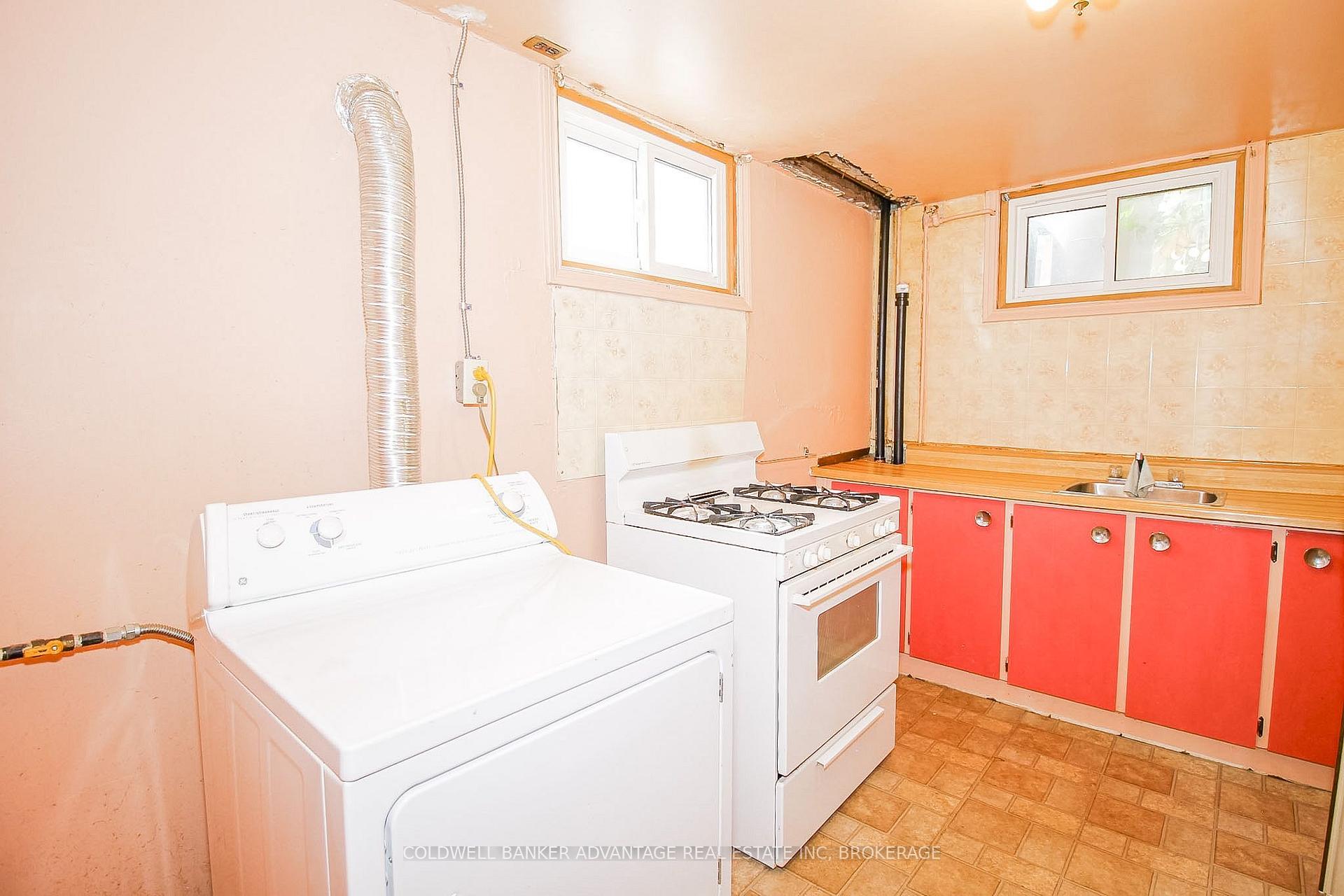 Photo 22 of 28 Marshall Avenue, Welland, Broadway — HOMEH