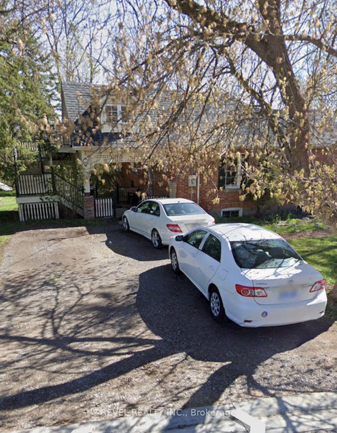 Photo 1 of 31 Sackville Street, Caledon, Bolton West — HOMEH