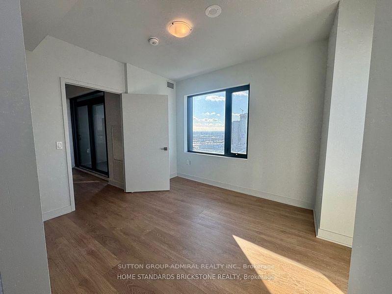 Photo 4 of Unit 2902, 2920 Hwy 7 Road, Vaughan, Concord — HOMEH