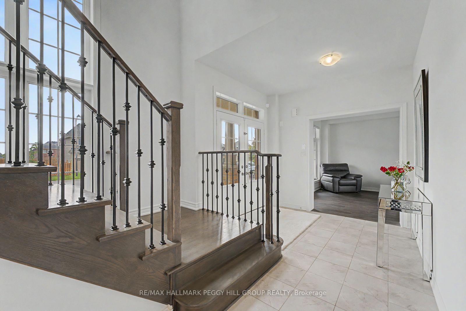 Photo 3 of 113 Rugman Crescent, Springwater, Centre Vespra — HOMEH
