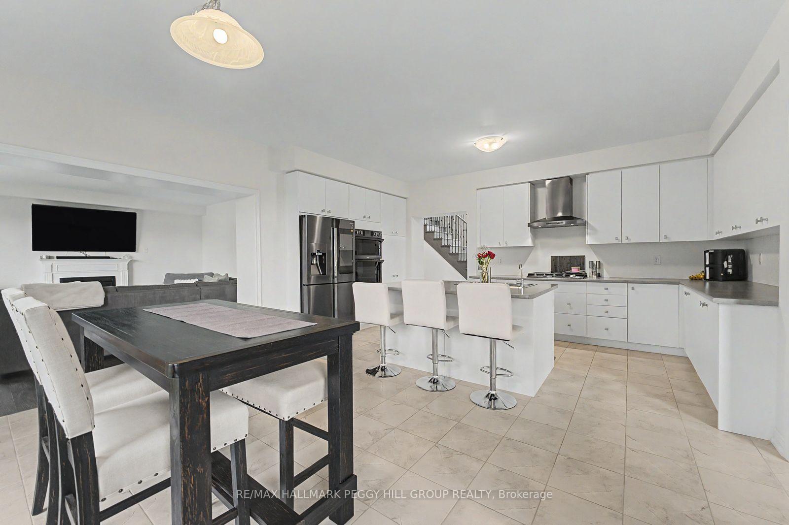 Photo 6 of 113 Rugman Crescent, Springwater, Centre Vespra — HOMEH