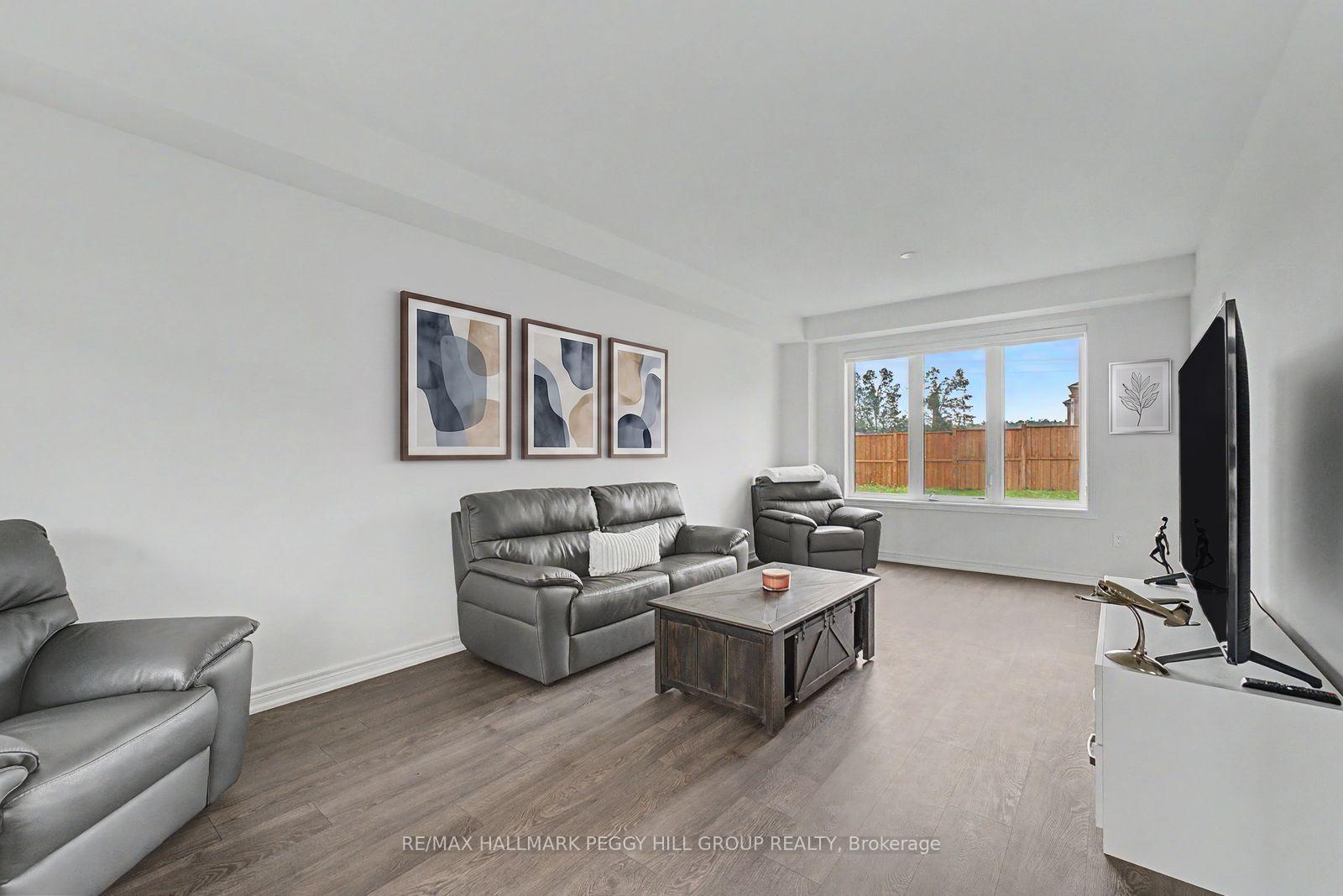 Photo 8 of 113 Rugman Crescent, Springwater, Centre Vespra — HOMEH