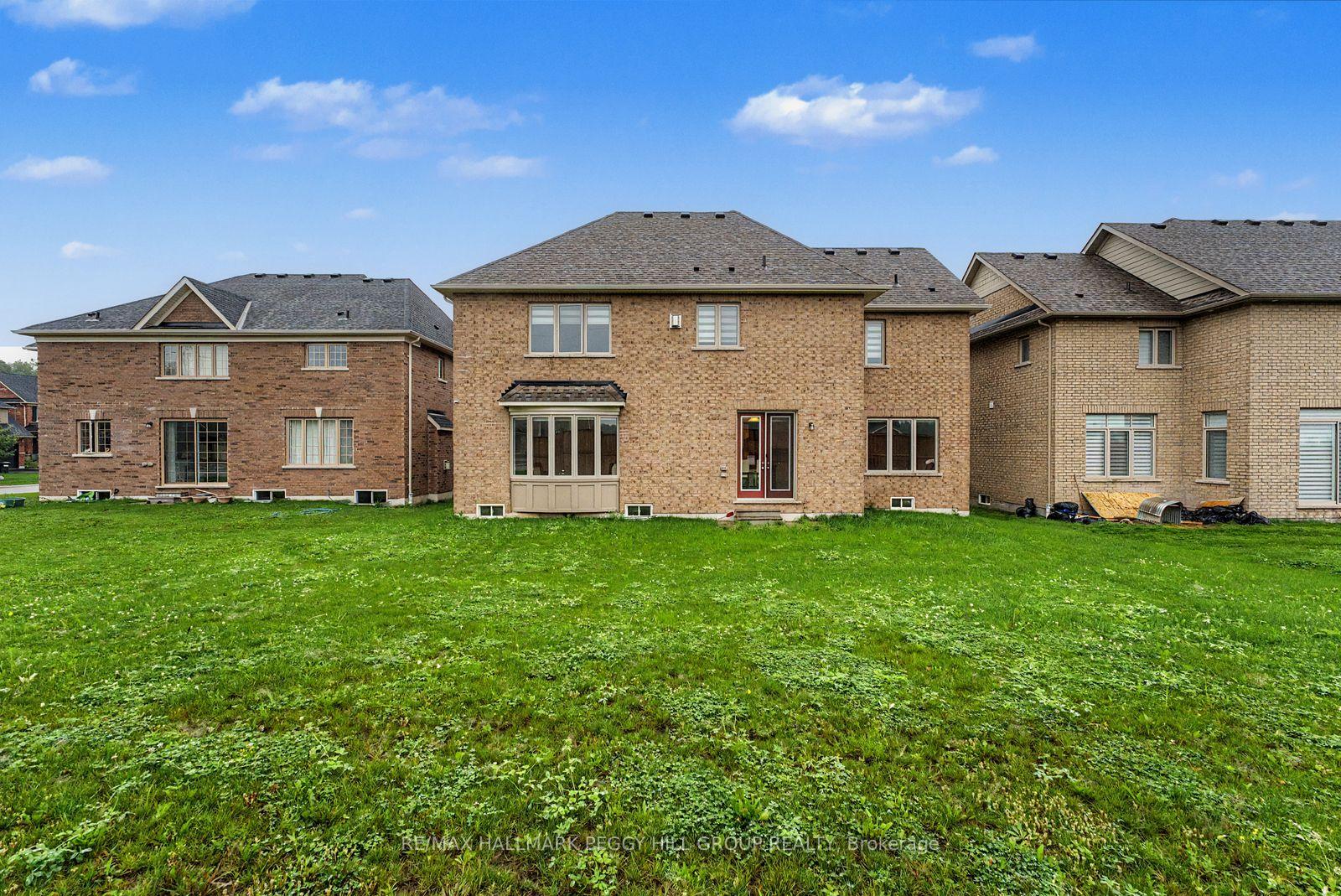 Photo 25 of 113 Rugman Crescent, Springwater, Centre Vespra — HOMEH