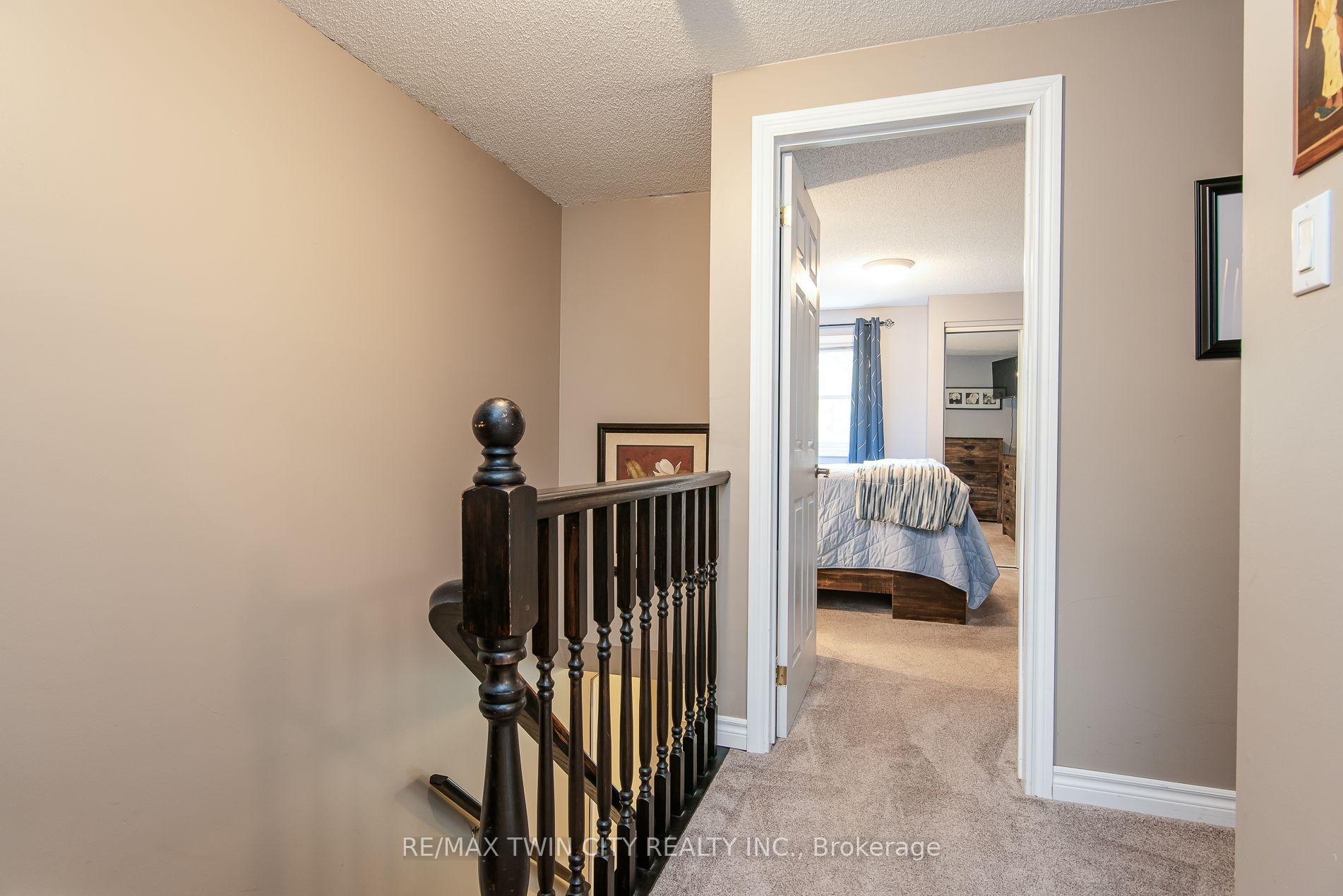 Photo 25 of 122 Bier Crescent, Wilmot, New Hamburg — HOMEH