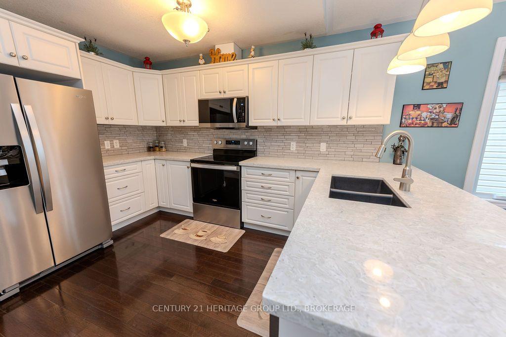 Photo 6 of 1103 Crossfield Avenue, Kingston, City Northwest — HOMEH