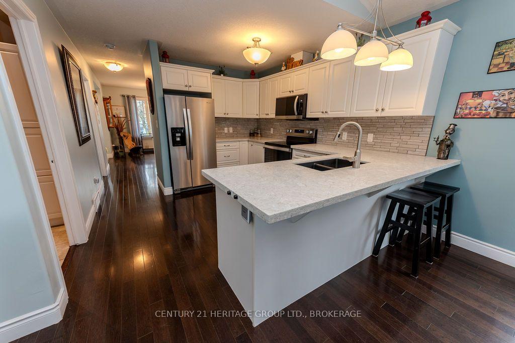 Photo 13 of 1103 Crossfield Avenue, Kingston, City Northwest — HOMEH