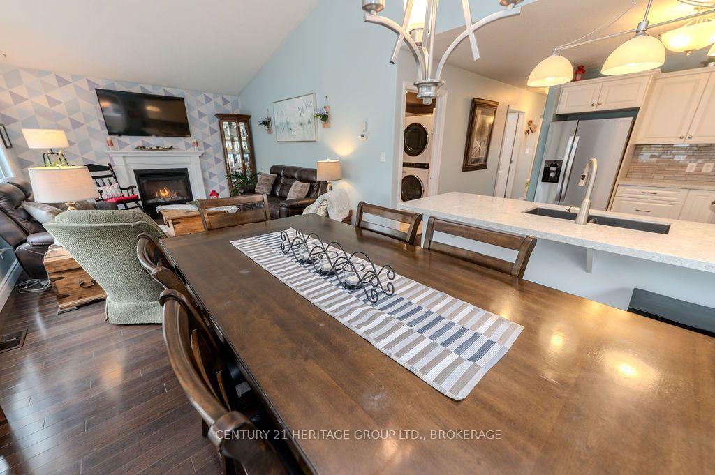 Photo 14 of 1103 Crossfield Avenue, Kingston, City Northwest — HOMEH