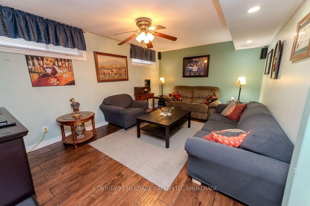 Photo 30 of 1103 Crossfield Avenue, Kingston, City Northwest — HOMEH