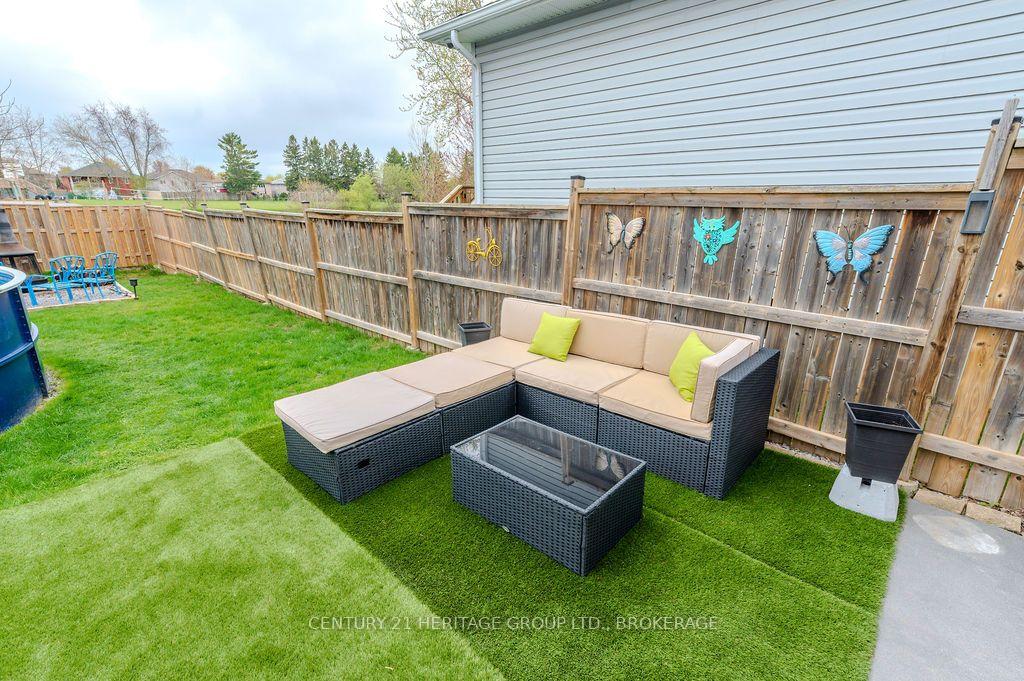 Photo 37 of 1103 Crossfield Avenue, Kingston, City Northwest — HOMEH