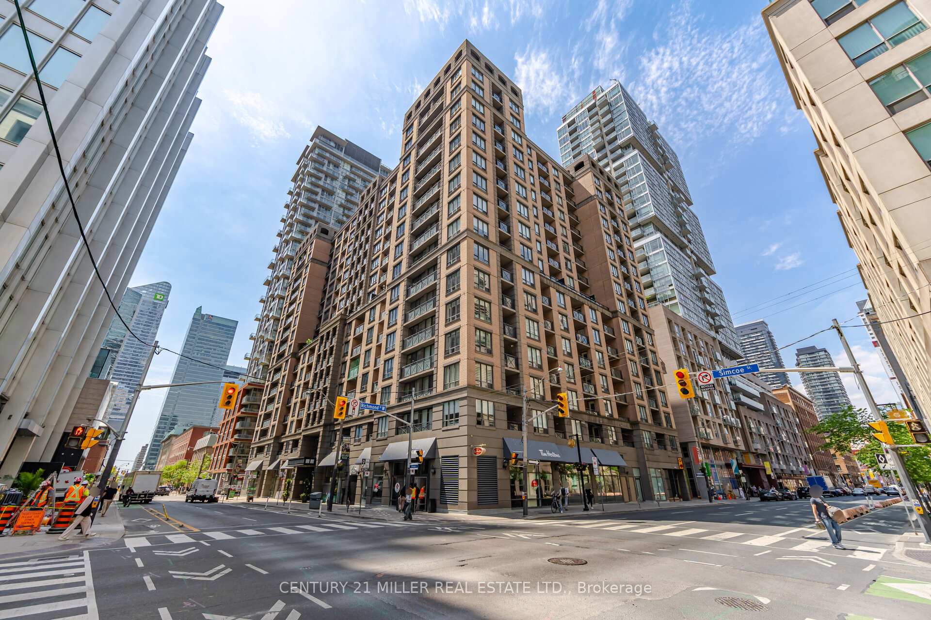 Photo 1 of Unit -12, 140 Simcoe Road, Toronto, Waterfront Communities — HOMEH