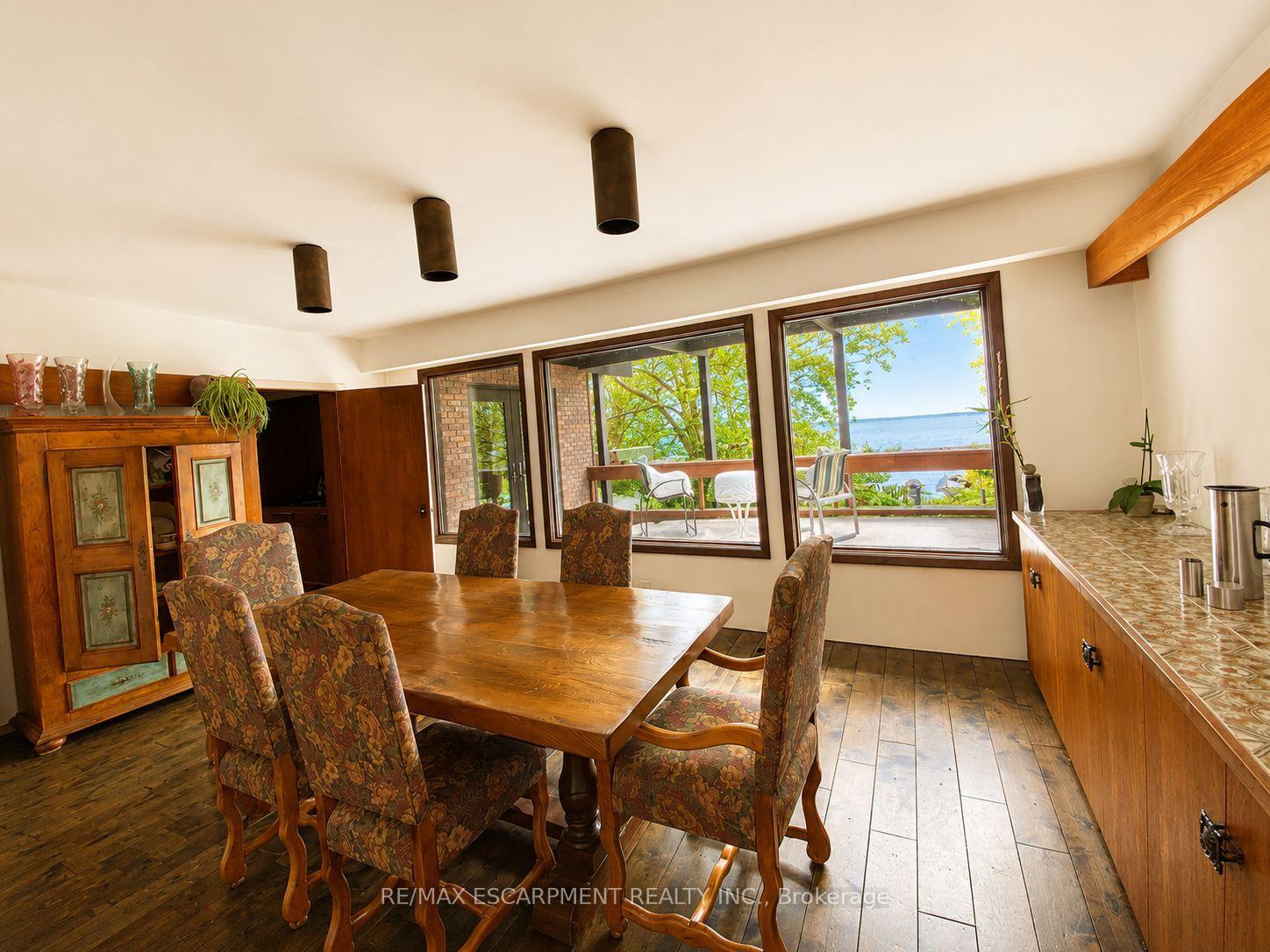 Photo 10 of 10 Brookfield Road, Oakville, Central — HOMEH