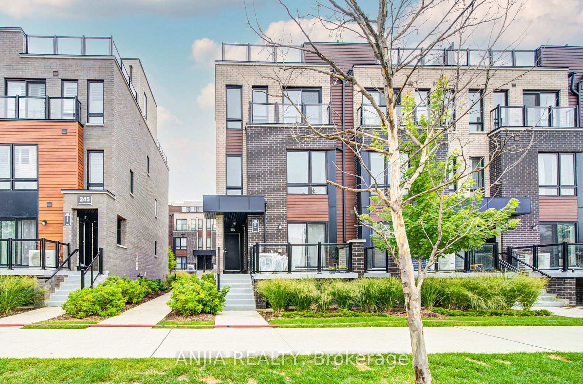 Photo 2 of Unit 21, 235 Mclevin Avenue, Scarborough, Malvern — HOMEH