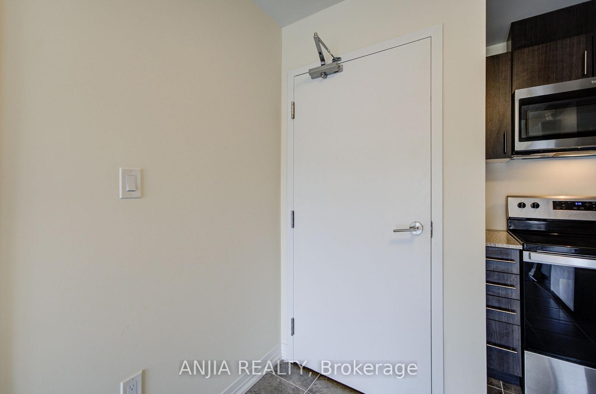 Photo 4 of Unit 21, 235 Mclevin Avenue, Scarborough, Malvern — HOMEH