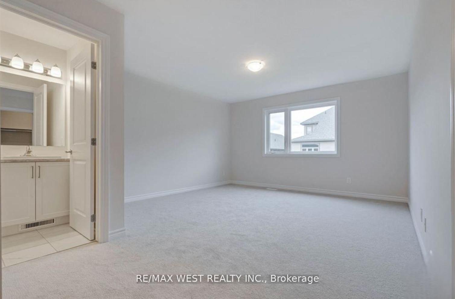 Photo 13 of 1026 Kijik Crescent, Ottawa, Blossom Park/Kemp Park/Findlay Creek — HOMEH
