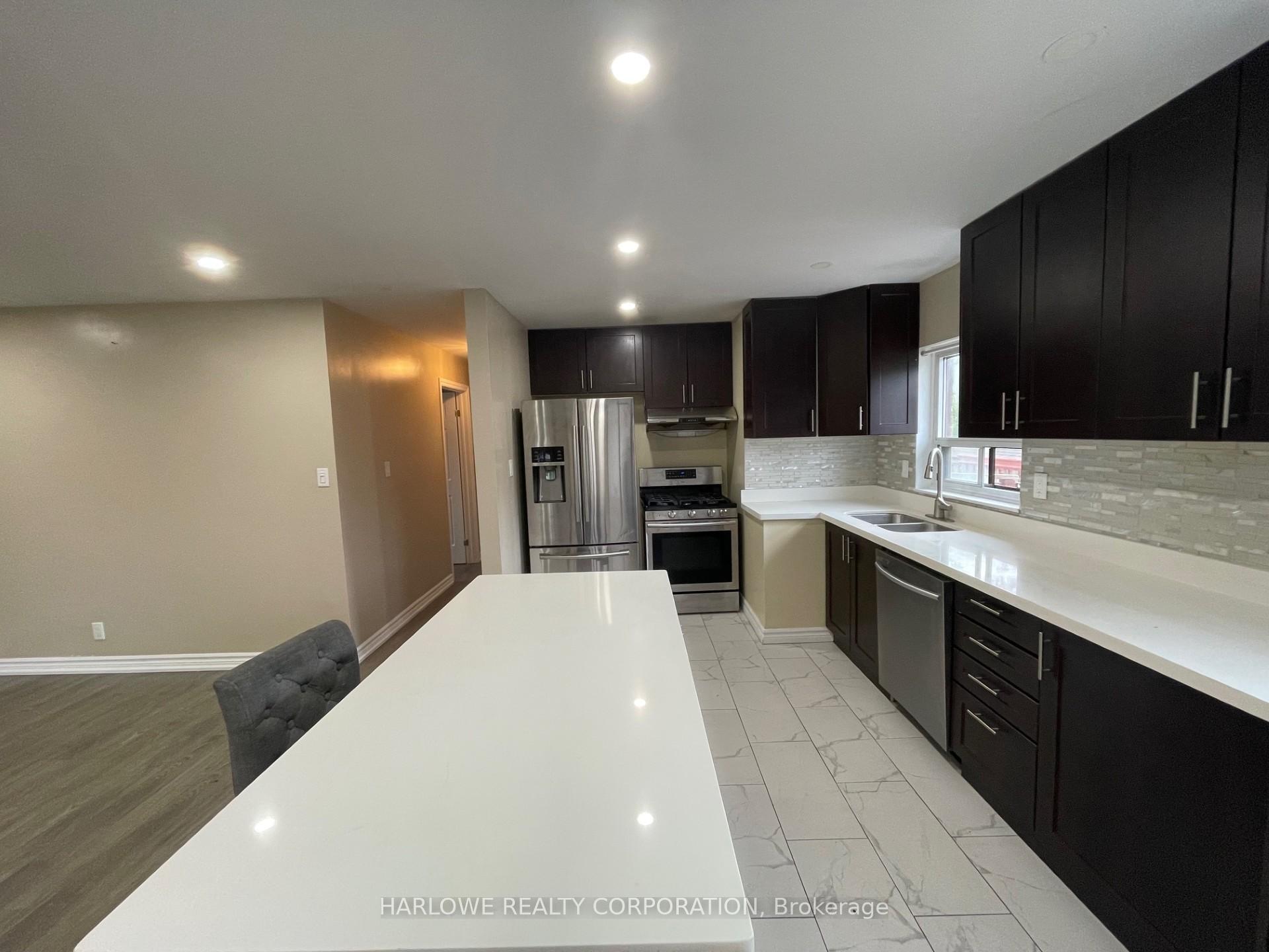 Photo 1 of Unit Main, 909 Reytan Boulevard, Pickering, Bay Ridges — HOMEH