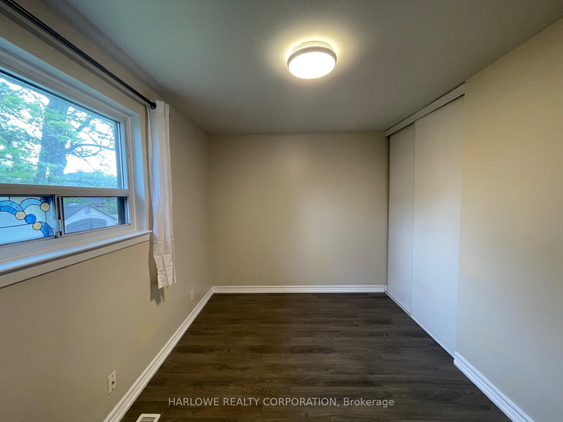 Photo 8 of Unit Main, 909 Reytan Boulevard, Pickering, Bay Ridges — HOMEH