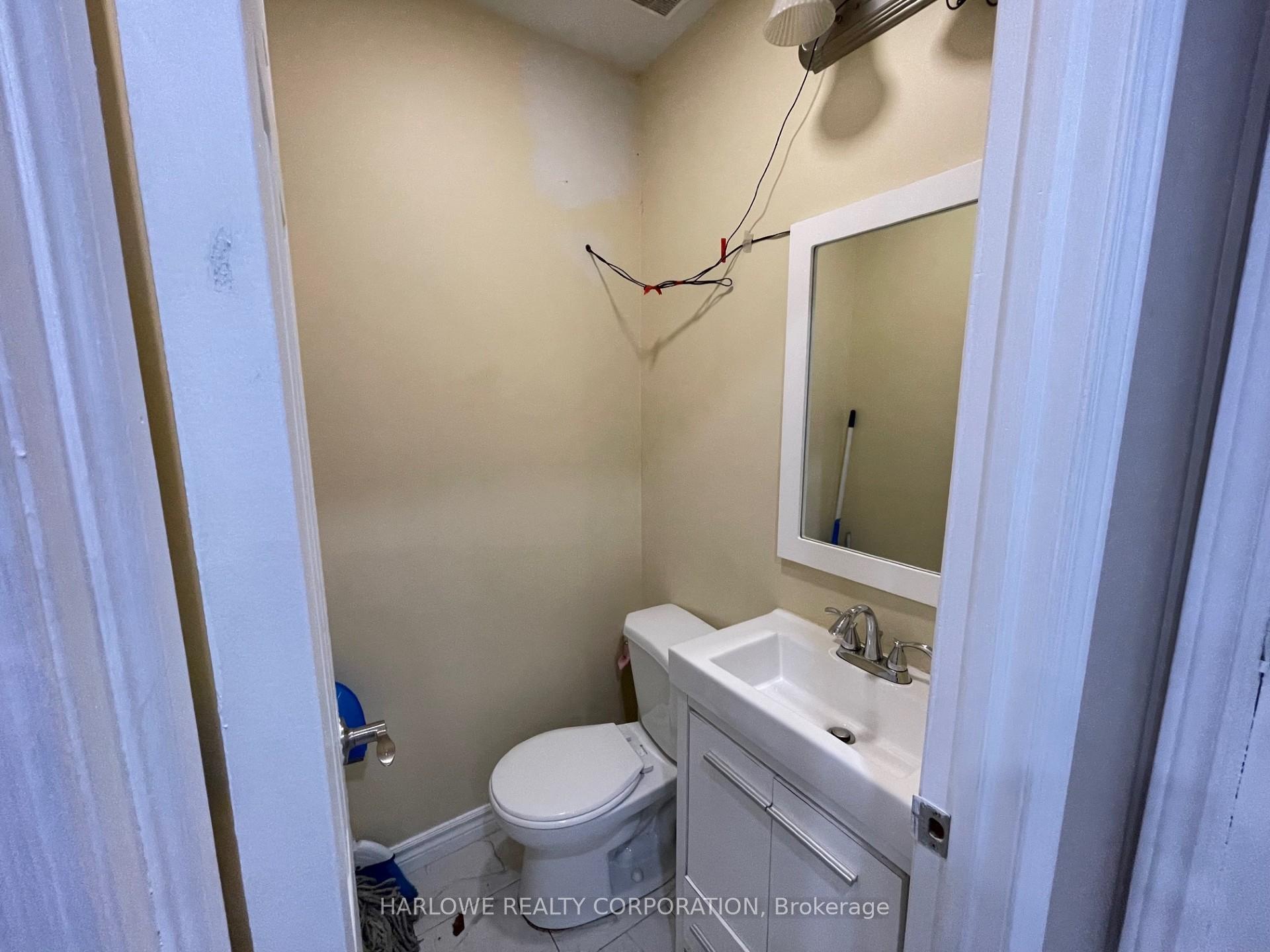 Photo 15 of Unit Main, 909 Reytan Boulevard, Pickering, Bay Ridges — HOMEH