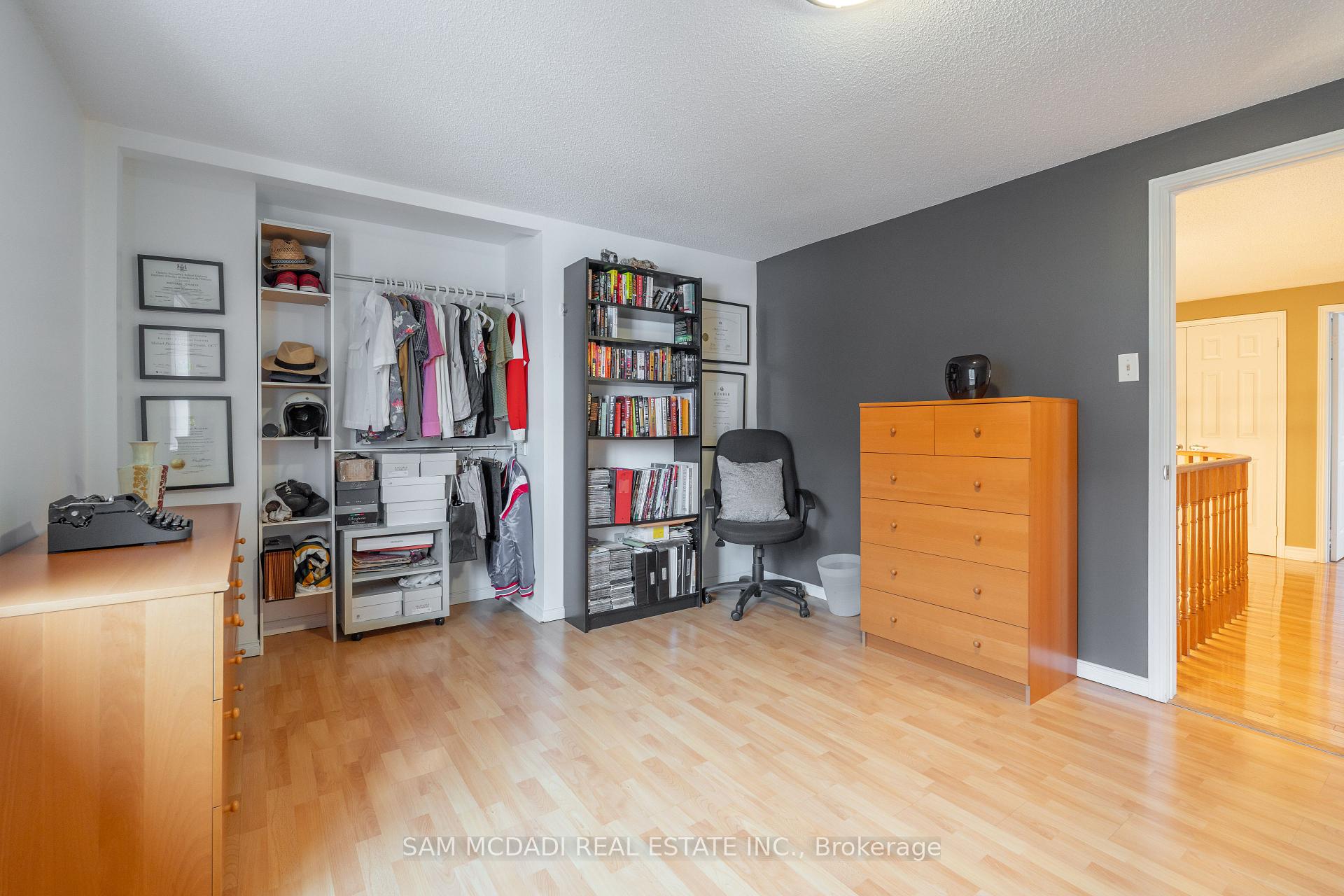 Photo 28 of 69 Parkside Drive, Brampton, Brampton South — HOMEH