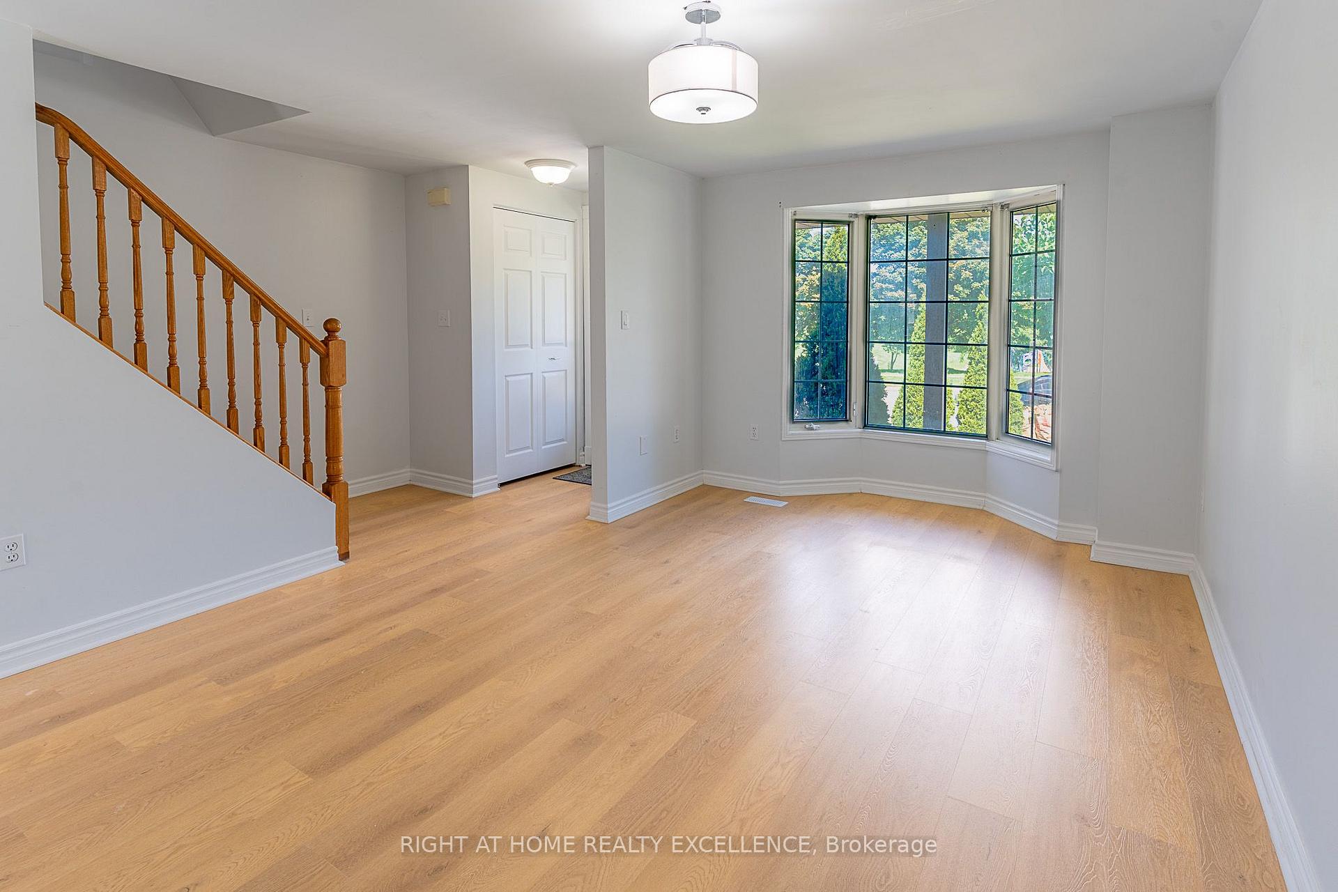 Photo 6 of 1007 Elgin Street N, Cambridge, Greenway-Chaplin — HOMEH