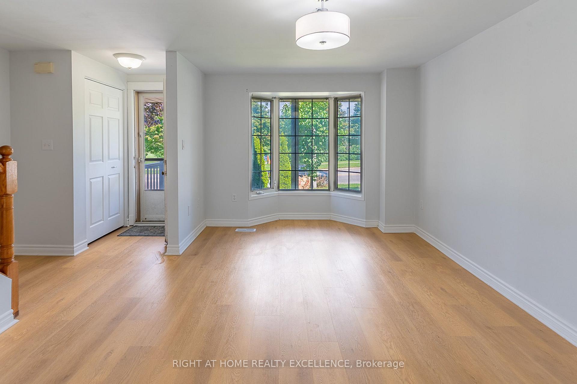 Photo 9 of 1007 Elgin Street N, Cambridge, Greenway-Chaplin — HOMEH