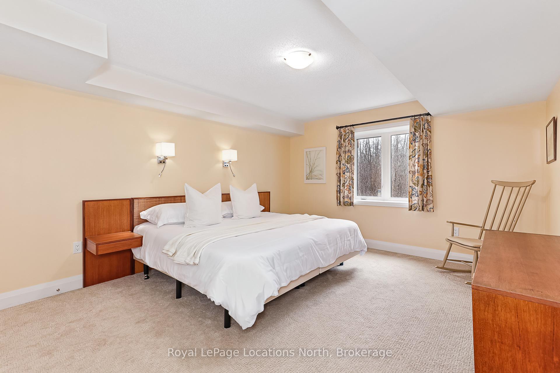 Photo 37 of 68 Kari Crescent, Collingwood — HOMEH