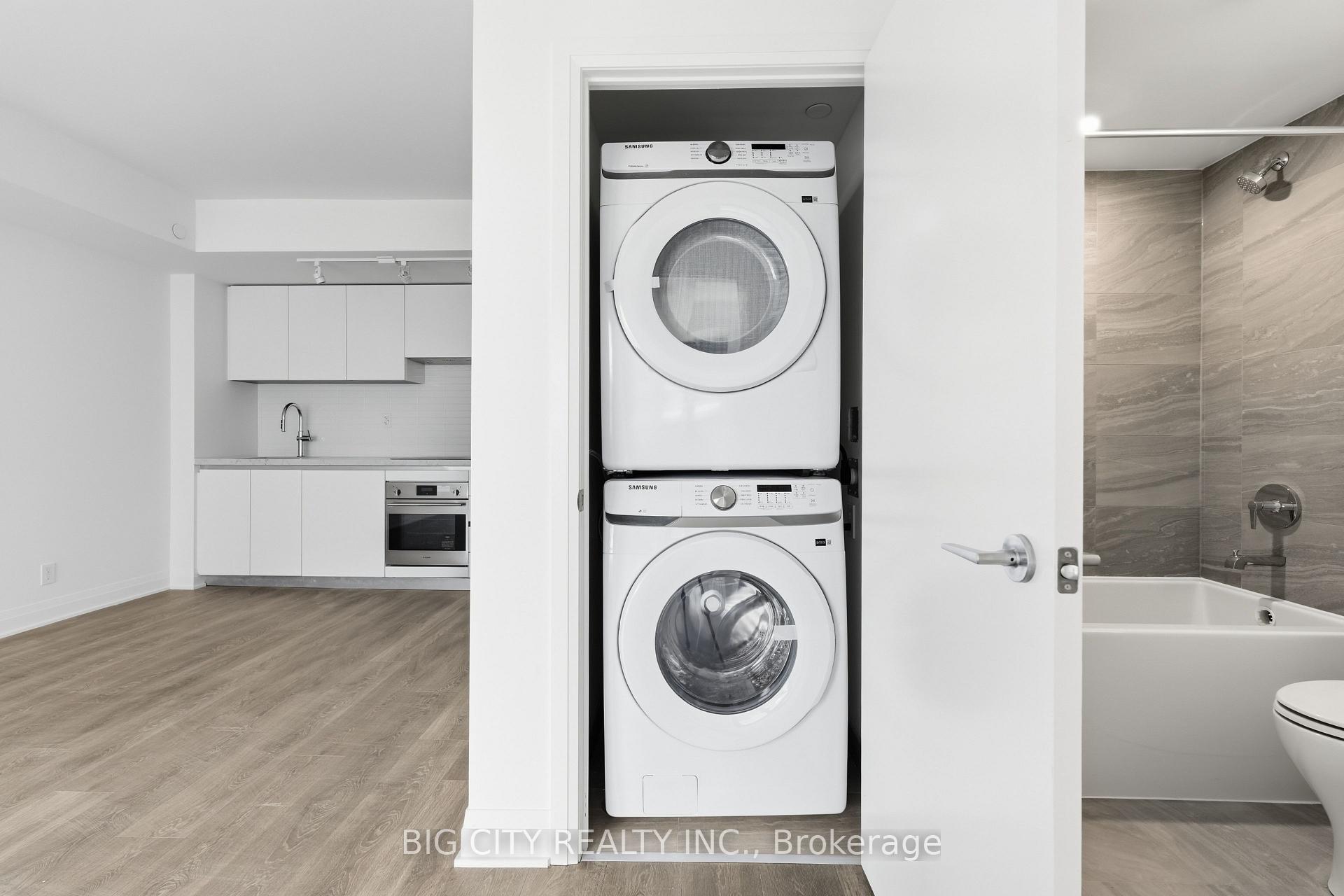 Photo 19 of Unit 1605, 25 Frederick Todd Way, Toronto, Leaside — HOMEH