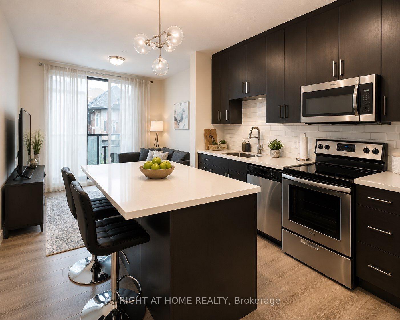 Photo 3 of Unit 103, 690 King Street W, Kitchener, KW Hospital — HOMEH