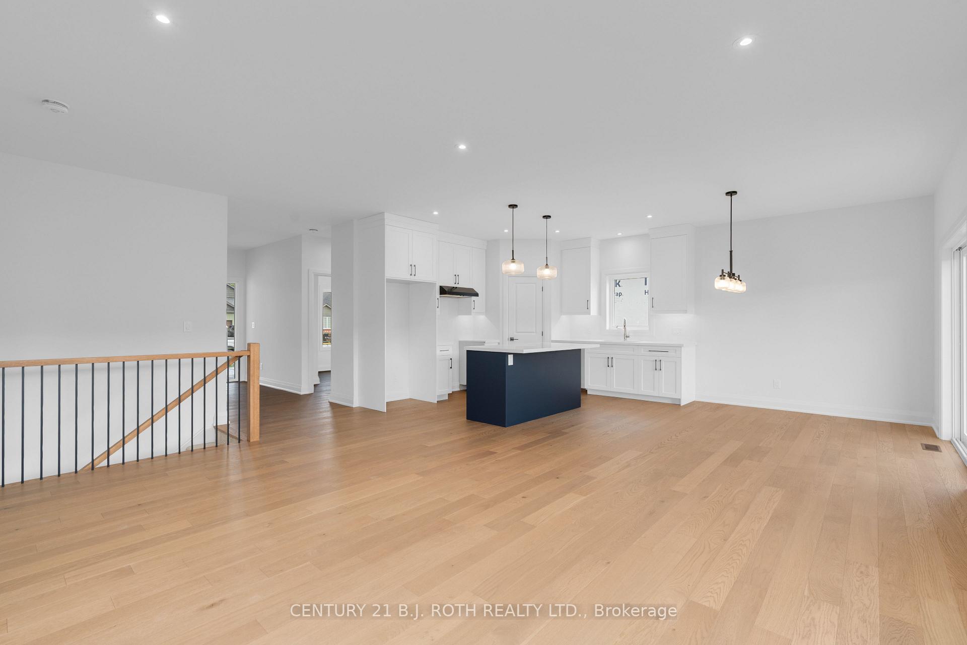 Photo 16 of 29 Harold Avenue, Severn, Coldwater — HOMEH