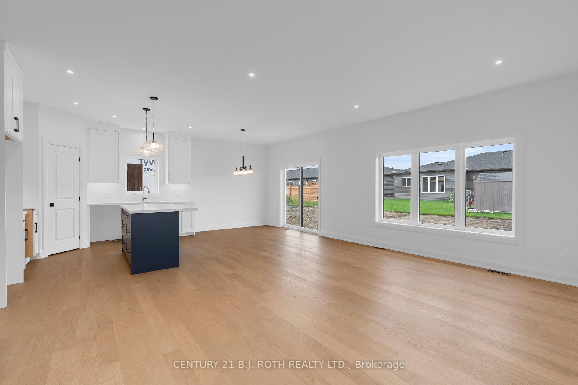 Photo 18 of 29 Harold Avenue, Severn, Coldwater — HOMEH