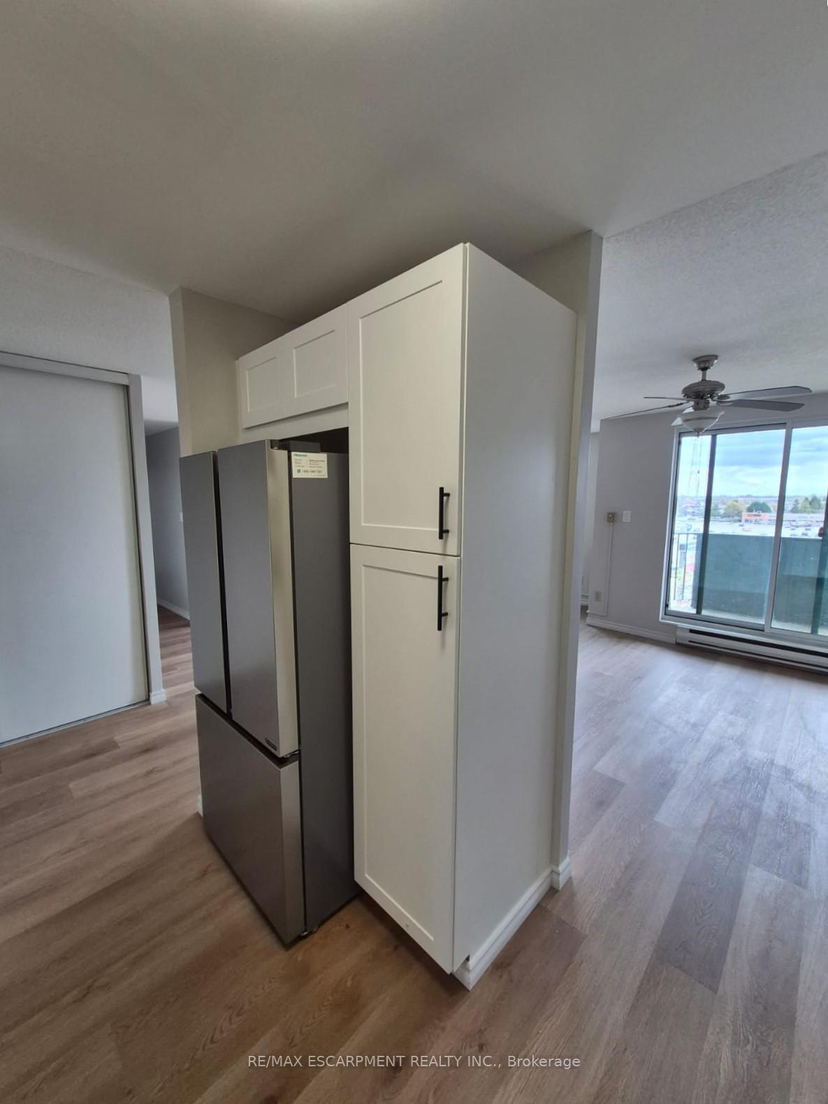 Photo 11 of Unit 501, 421 Fairview Drive, Brantford, Fairview - Brantford — HOMEH