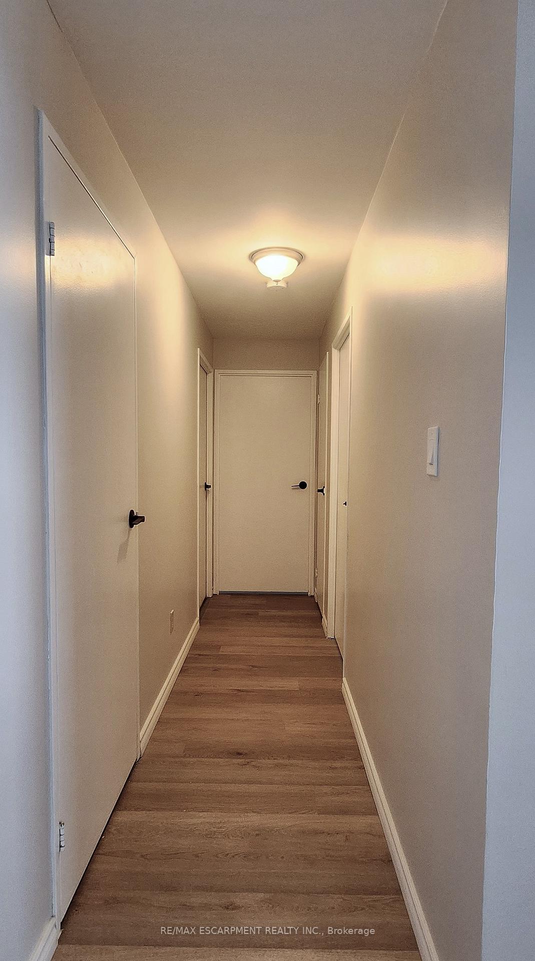 Photo 14 of Unit 501, 421 Fairview Drive, Brantford, Fairview - Brantford — HOMEH