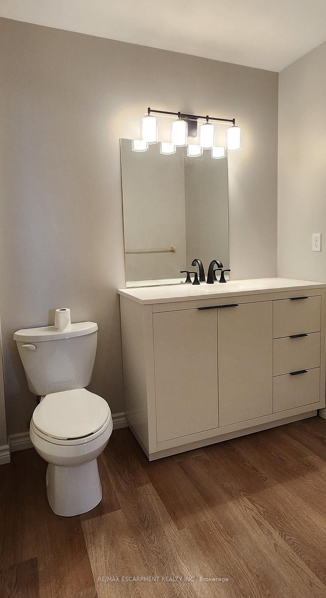 Photo 20 of Unit 501, 421 Fairview Drive, Brantford, Fairview - Brantford — HOMEH
