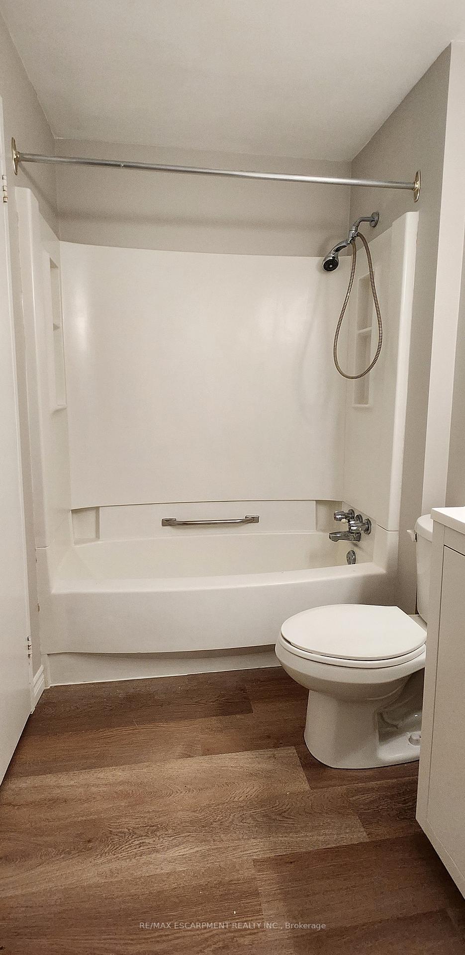Photo 21 of Unit 501, 421 Fairview Drive, Brantford, Fairview - Brantford — HOMEH