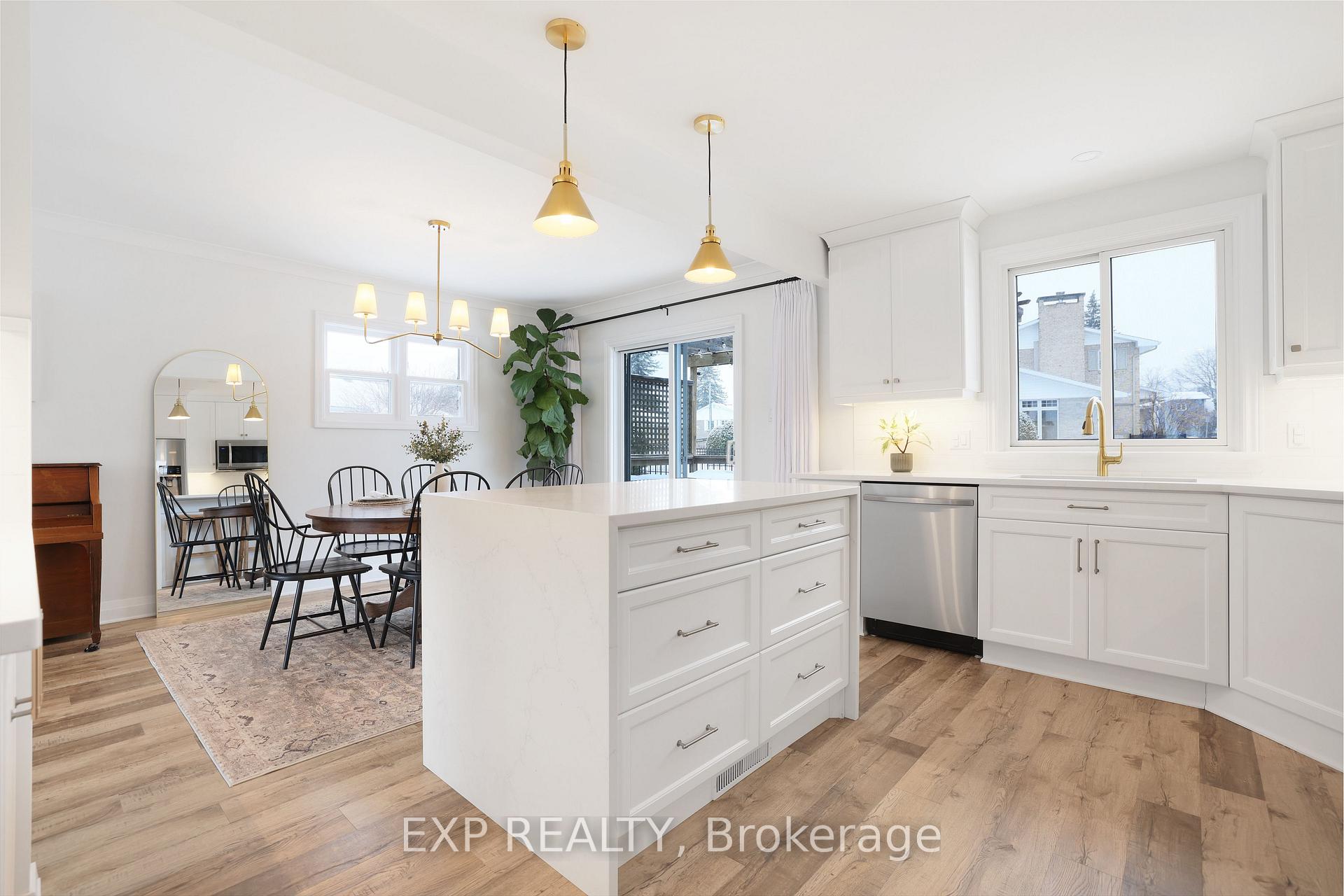 Photo 16 of 150 Stevenson Crescent, Renfrew, Renfrew — HOMEH