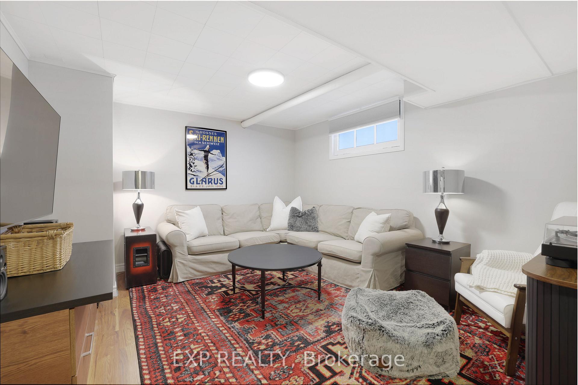 Photo 35 of 150 Stevenson Crescent, Renfrew, Renfrew — HOMEH