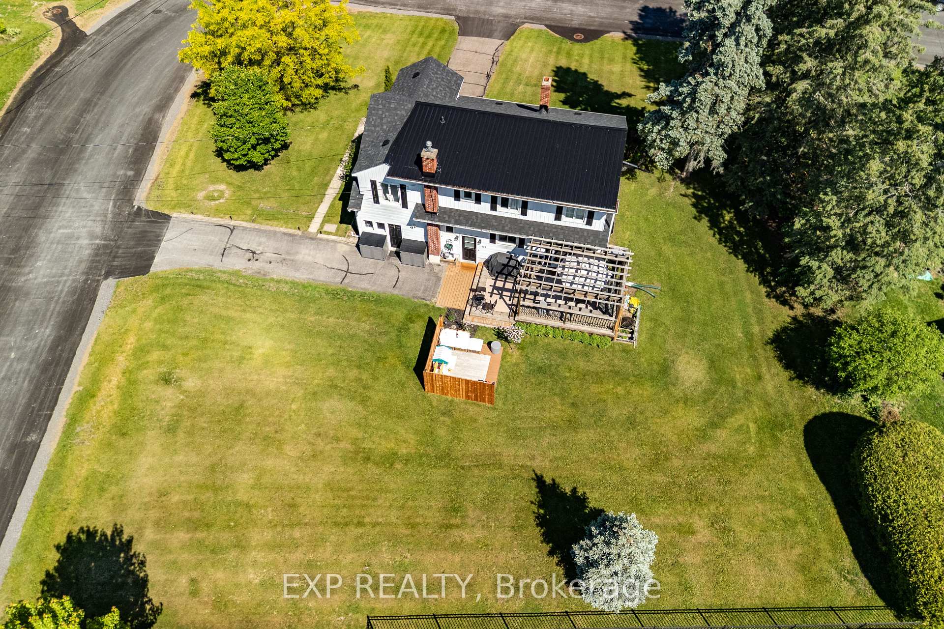 Photo 44 of 150 Stevenson Crescent, Renfrew, Renfrew — HOMEH