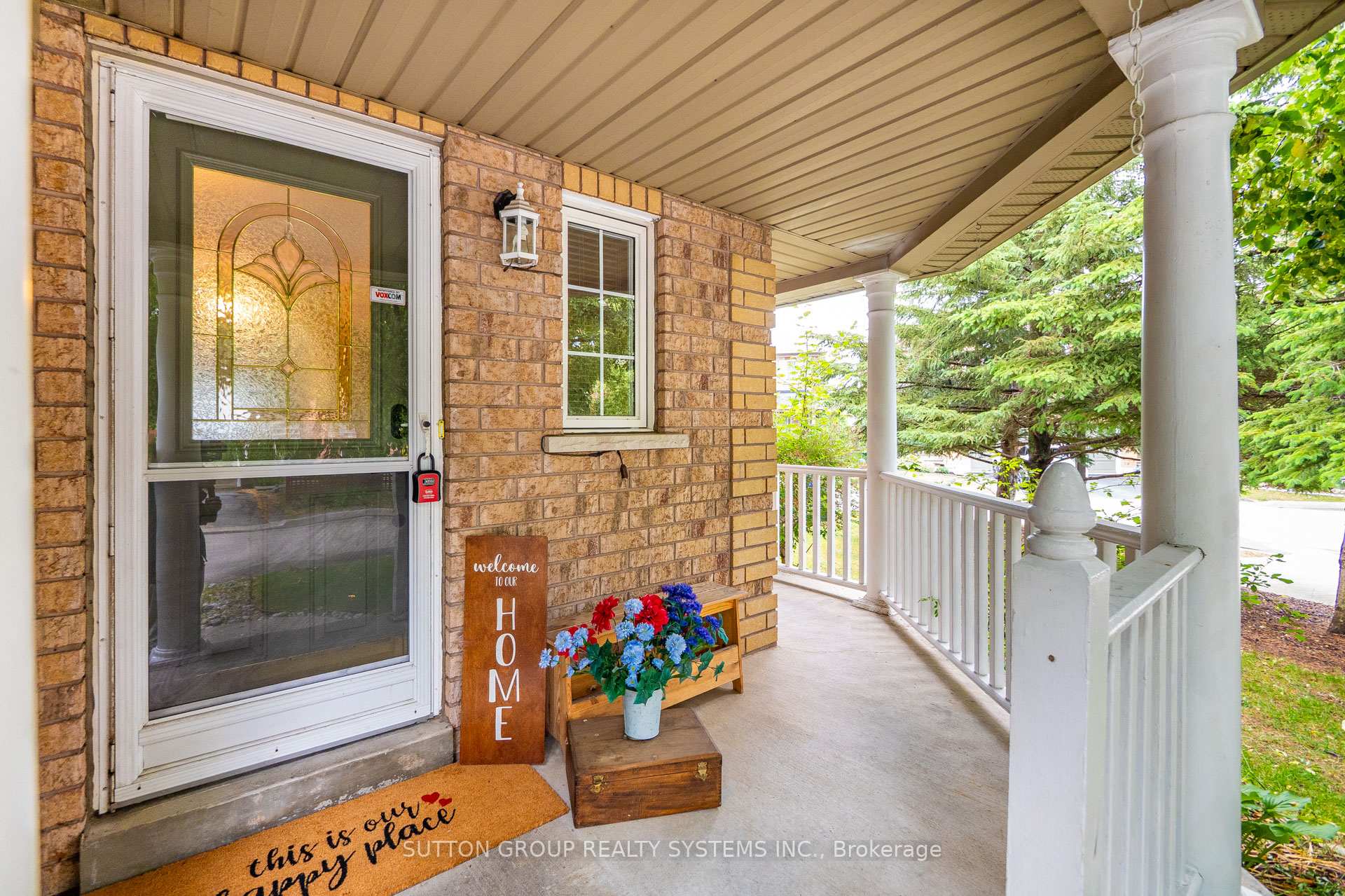 Photo 5 of Unit 35, 2871 Darien Road, Burlington, Rose — HOMEH