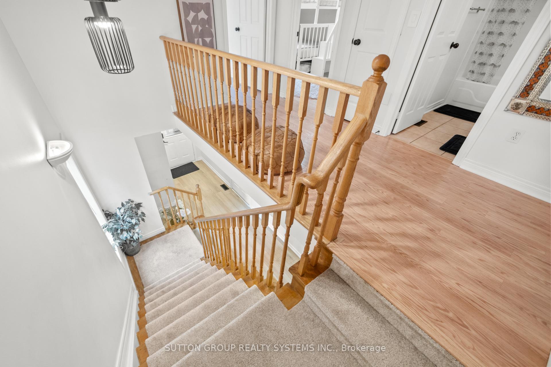 Photo 23 of Unit 35, 2871 Darien Road, Burlington, Rose — HOMEH