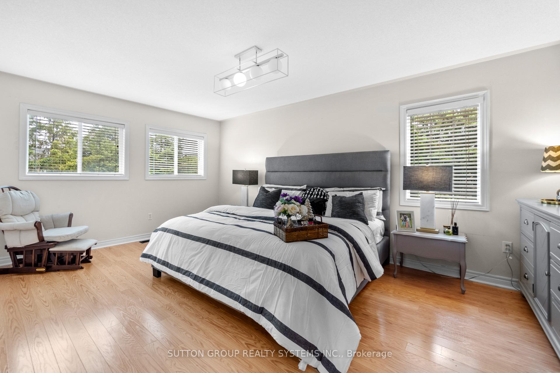 Photo 26 of Unit 35, 2871 Darien Road, Burlington, Rose — HOMEH