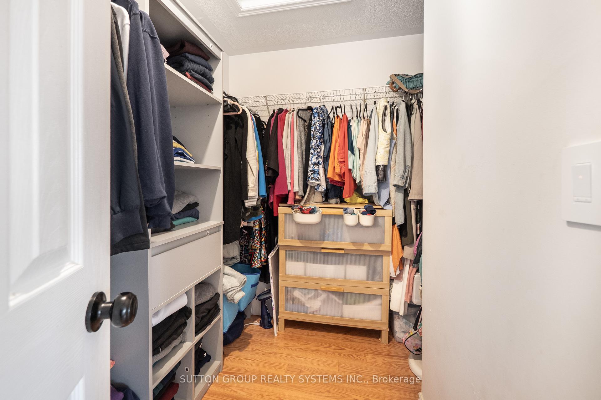 Photo 28 of Unit 35, 2871 Darien Road, Burlington, Rose — HOMEH