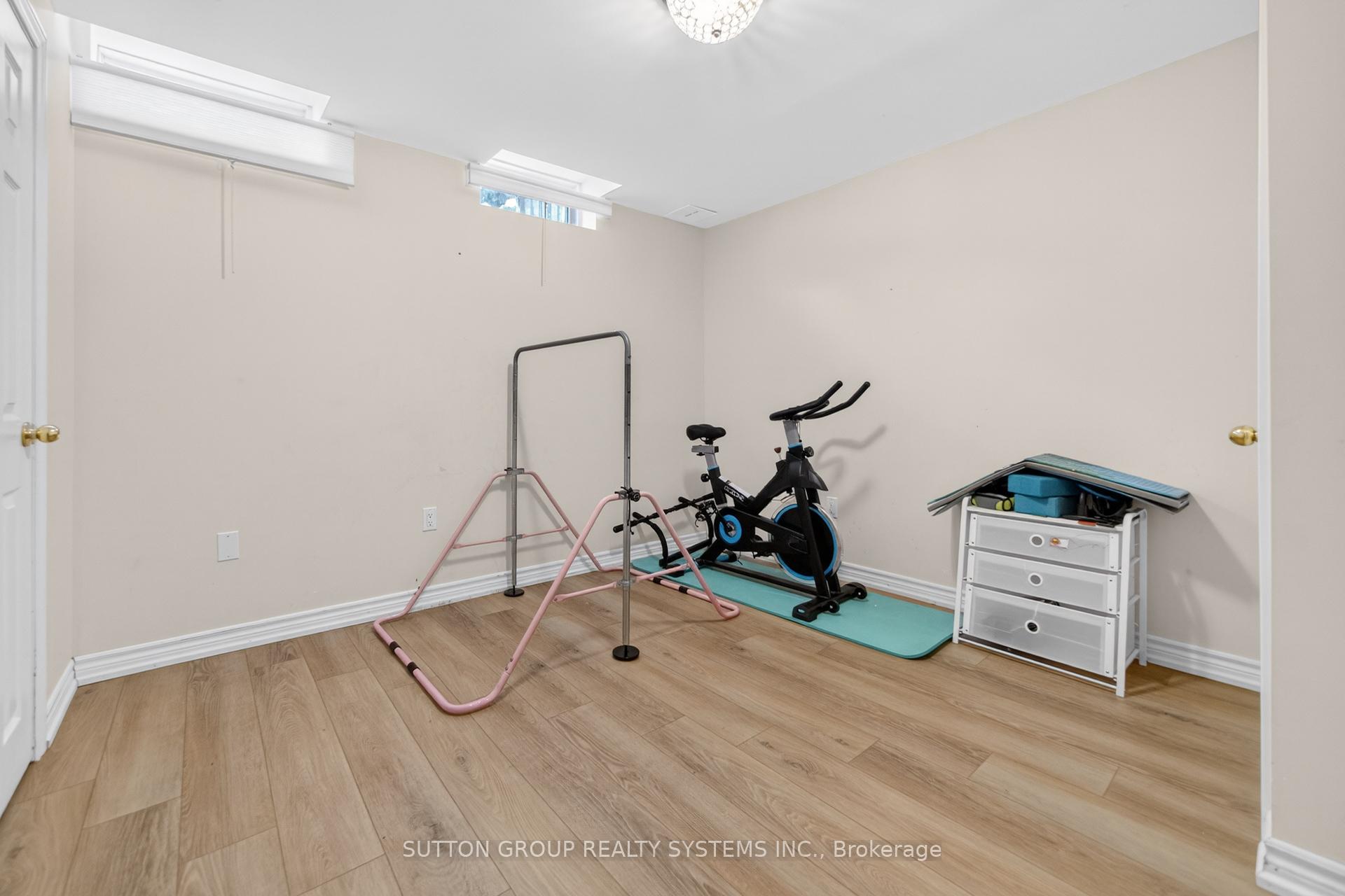Photo 37 of Unit 35, 2871 Darien Road, Burlington, Rose — HOMEH