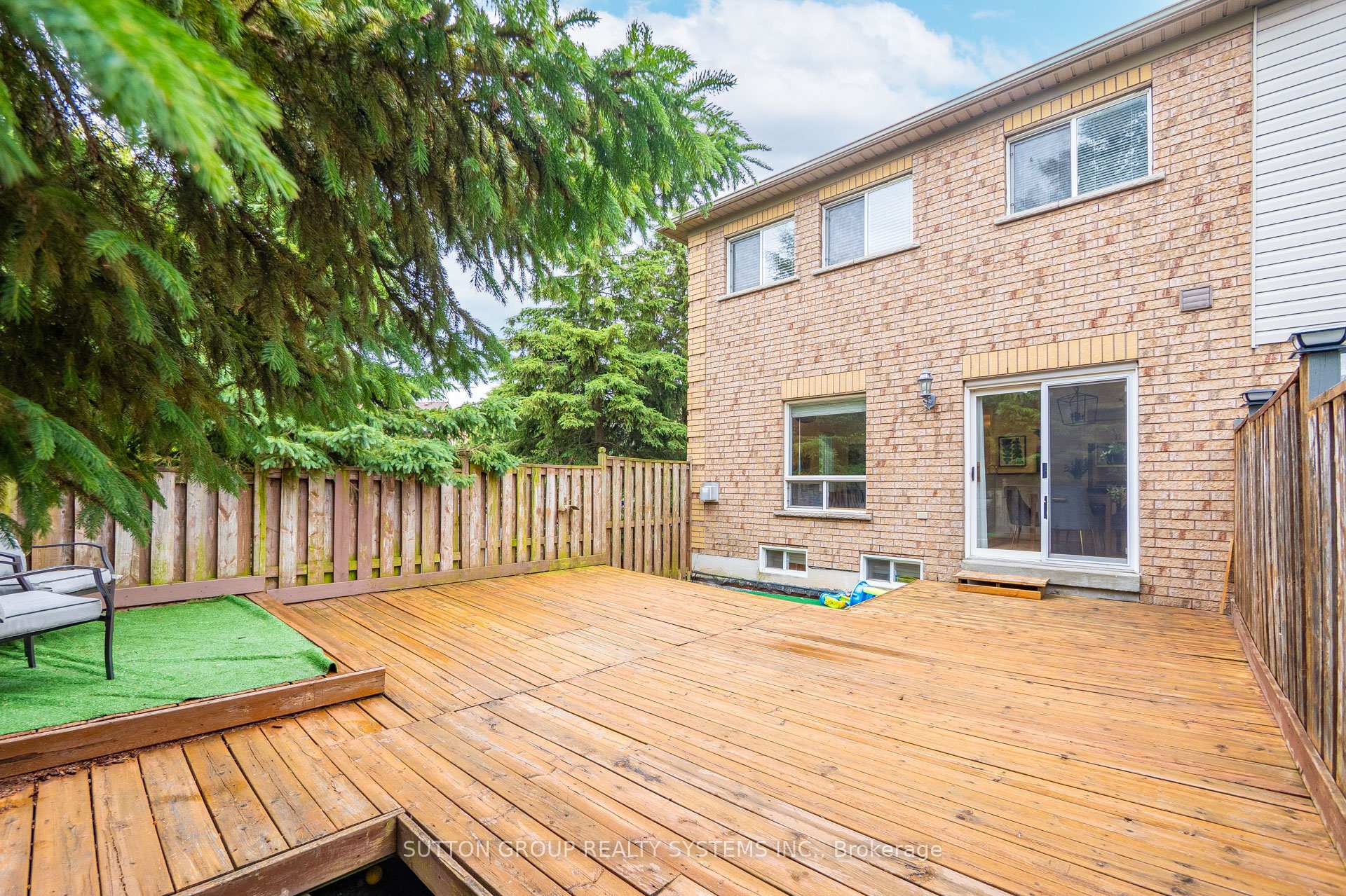 Photo 43 of Unit 35, 2871 Darien Road, Burlington, Rose — HOMEH