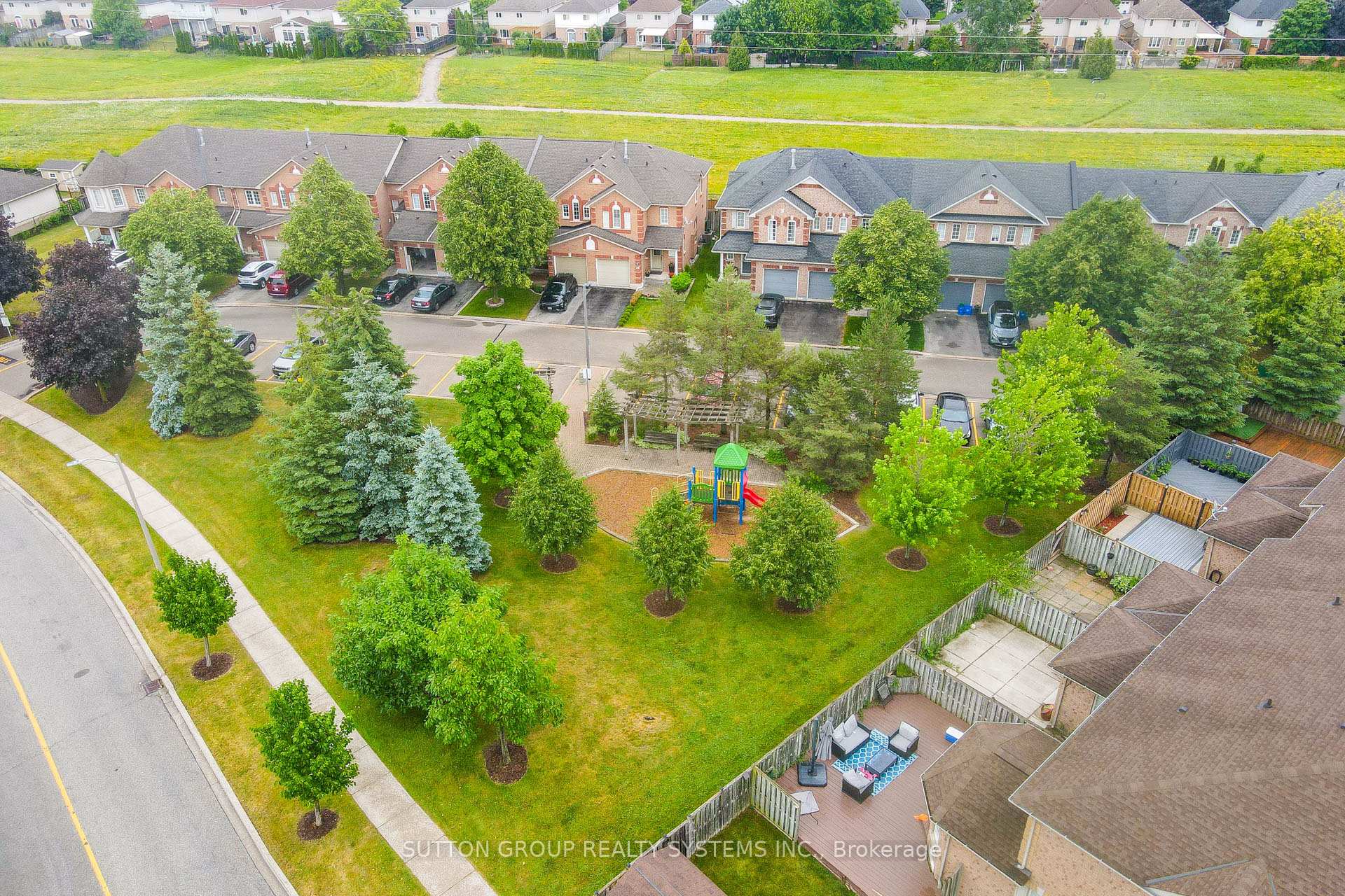 Photo 47 of Unit 35, 2871 Darien Road, Burlington, Rose — HOMEH