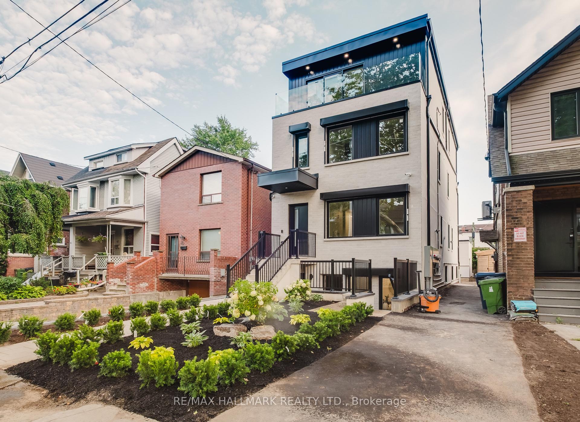 Photo 7 of Unit 1, 37 Milverton Boulevard, Toronto, Danforth — HOMEH
