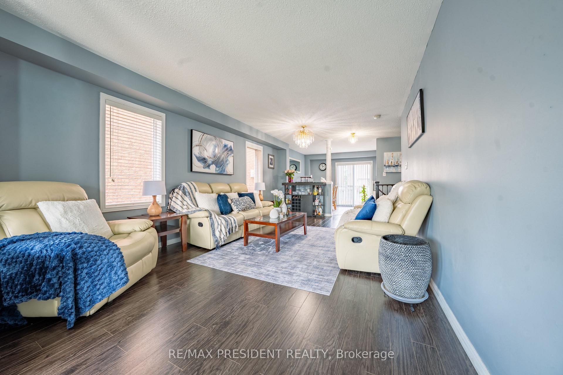 Photo 6 of 4 Redfinch Way, Brampton, Fletcher's Meadow — HOMEH