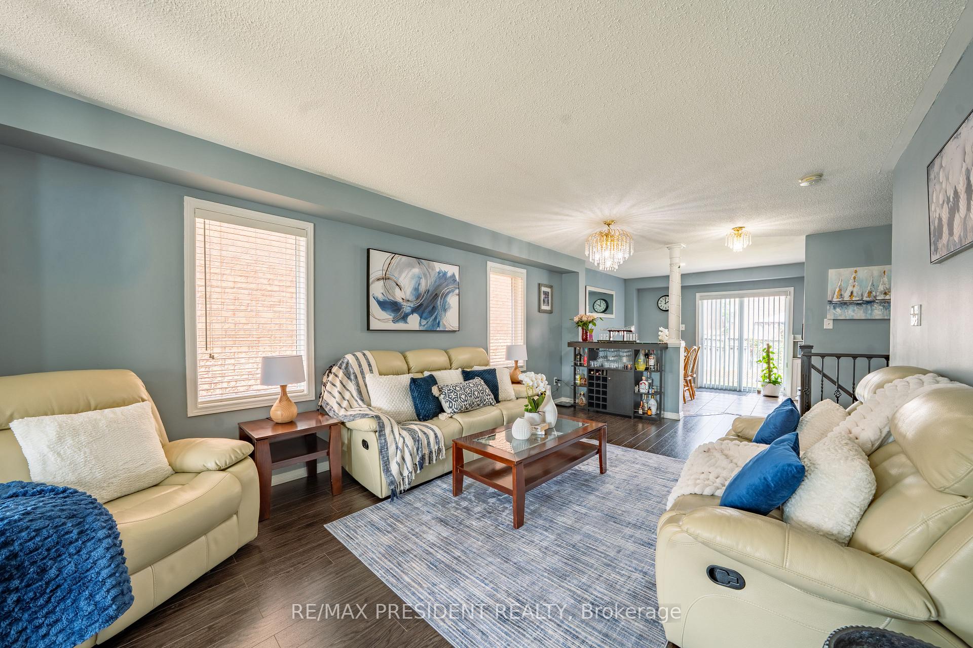 Photo 8 of 4 Redfinch Way, Brampton, Fletcher's Meadow — HOMEH
