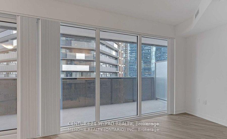 Photo 9 of Unit 4208, 55 Cooper Street, Toronto, Waterfront Communities — HOMEH