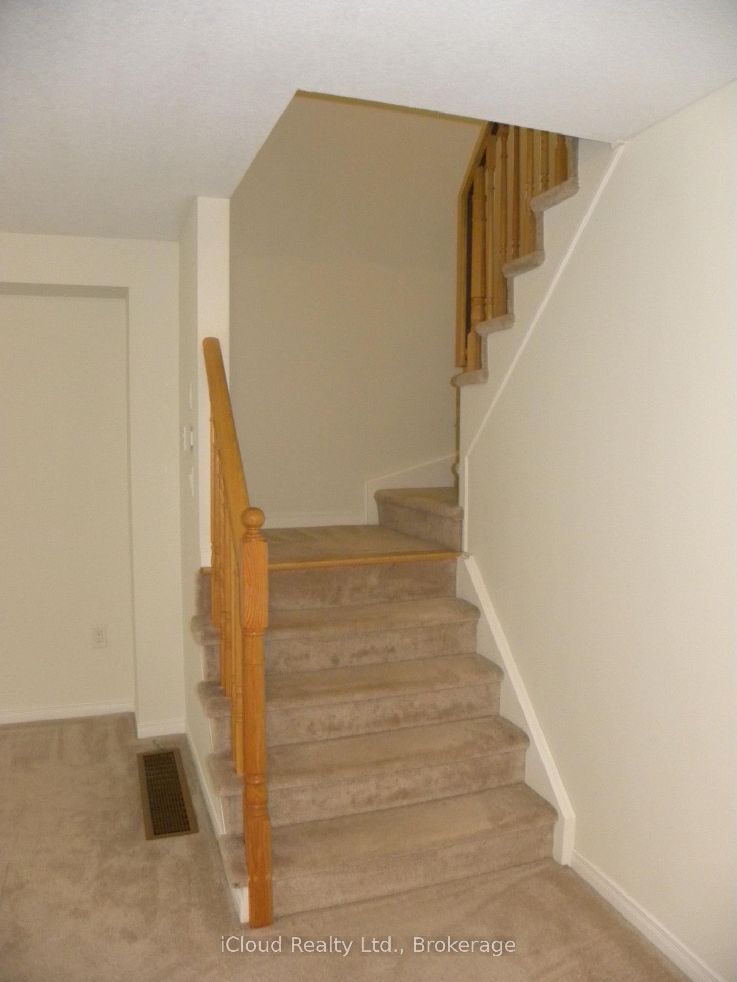 Photo 14 of 45 Butcher Crescent, Brantford, Shellard Lane — HOMEH